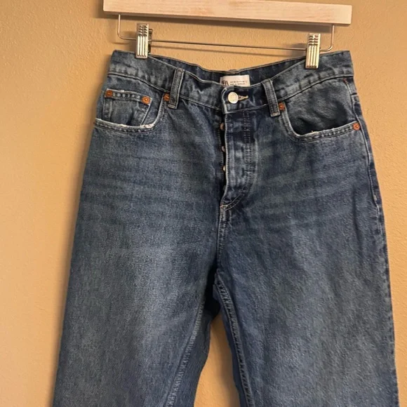 ZARA Classic Straight Jeans - Picture 4 of 7